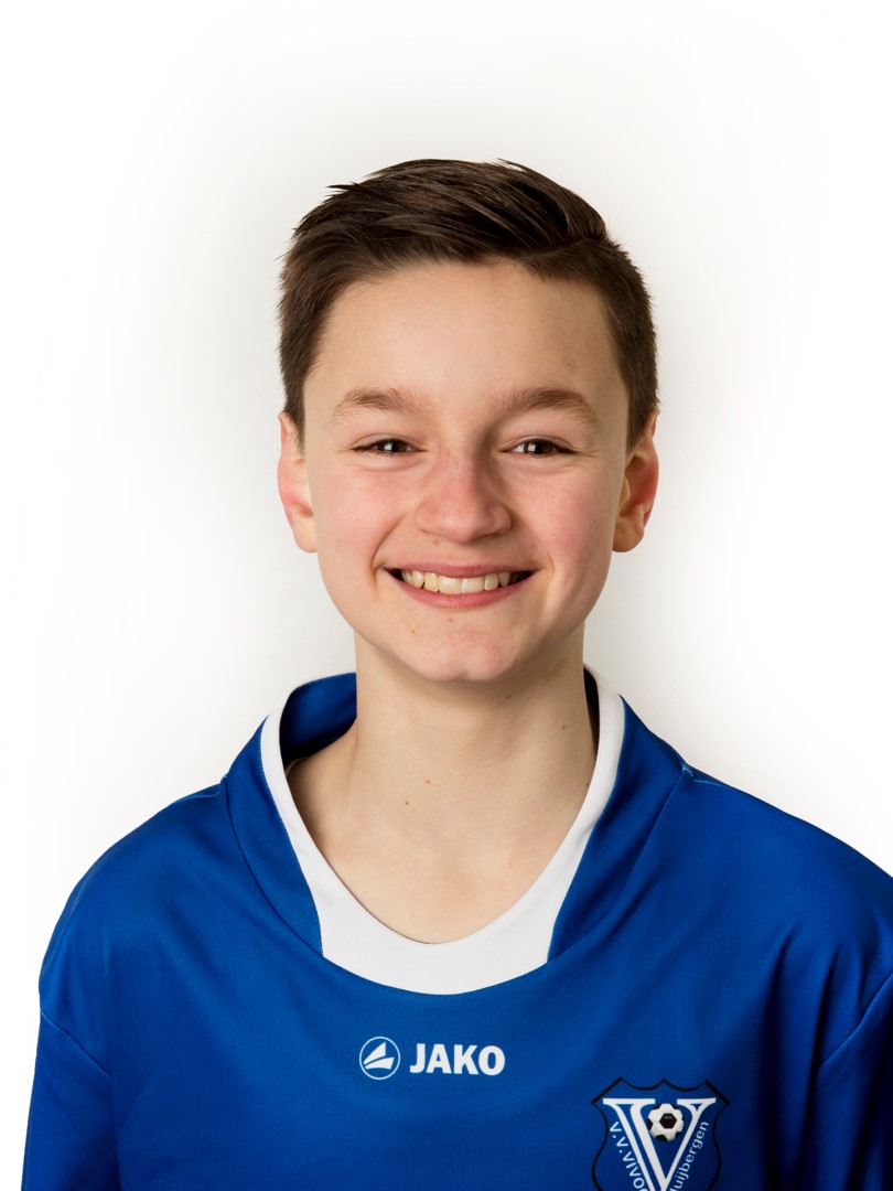 13 Lucas Broier